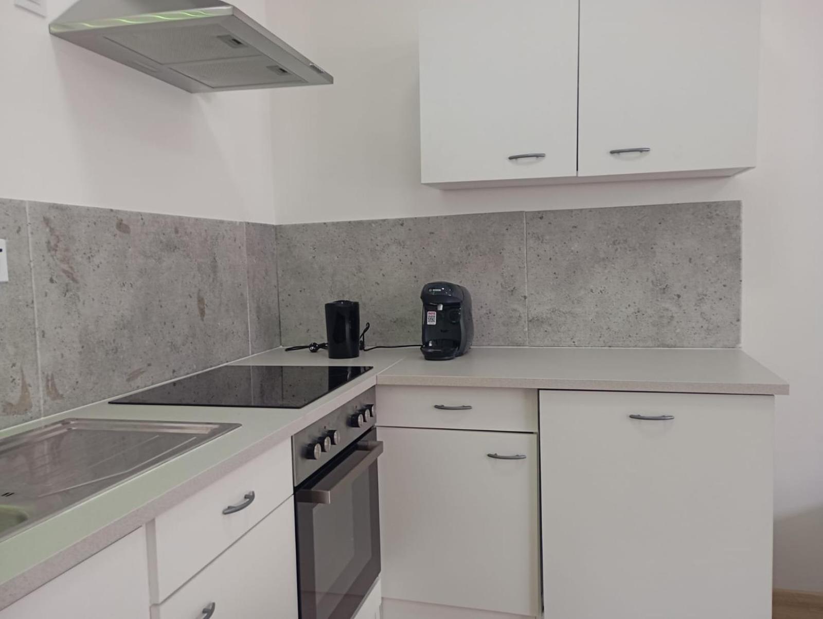 Novy Apartman S Terasou Brno Luaran gambar